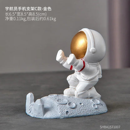 Spaceman Desk Phone Holder – Nordic Astronaut Decor Stand