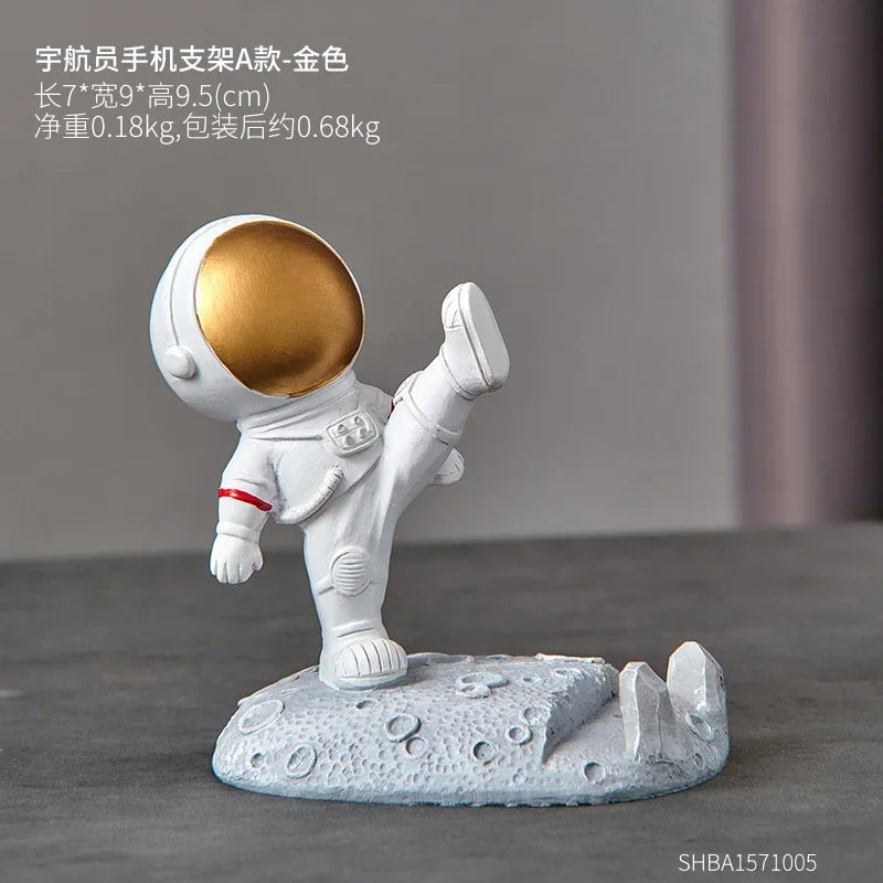 Spaceman Desk Phone Holder – Nordic Astronaut Decor Stand